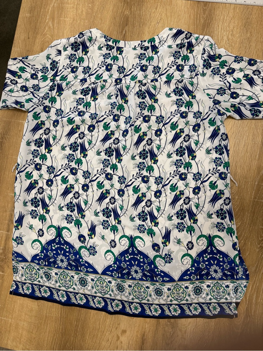 Liz Claiborne White Floral Border Print Tunic with Blue & Green Accents - Picture 6 of 6
